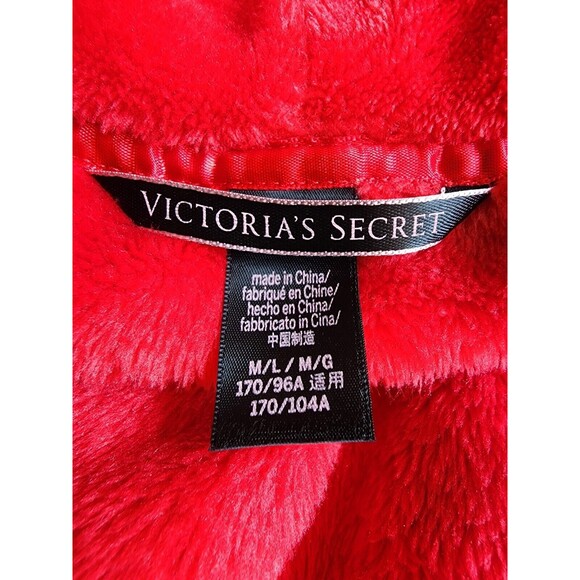 Victoria's Secret Robe Size M/L Red Plush - Picture 8 of 8